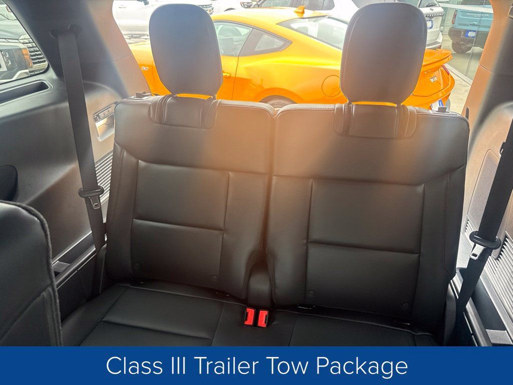 Used 2026 Ford Explorer ST w/ Sun And Sound Package AWD/4WD image 18