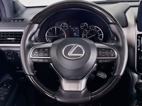 Used 2022 Lexus GX 460 Premium w/ Premium Package image 18