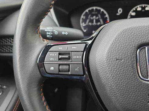 Used 2024 Honda HR-V Sport image 19