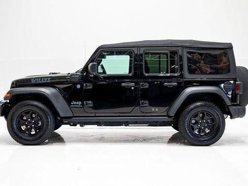 Certified 2023 Jeep Wrangler Unlimited w/ Cold Weather Group AWD/4WD image 31