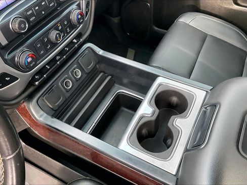 Used 2016 GMC Sierra 3500 SLT image 16