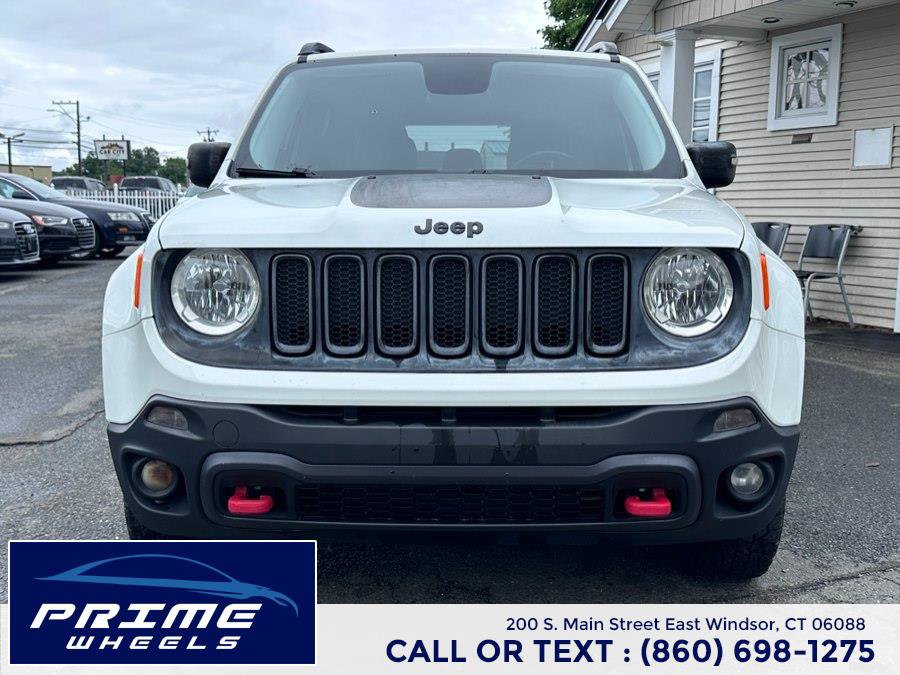 Used 2015 Jeep Renegade Trailhawk w/ Premium Leather Group AWD/4WD image 2