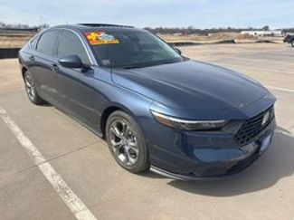 Used 2024 Honda Accord EX video 3