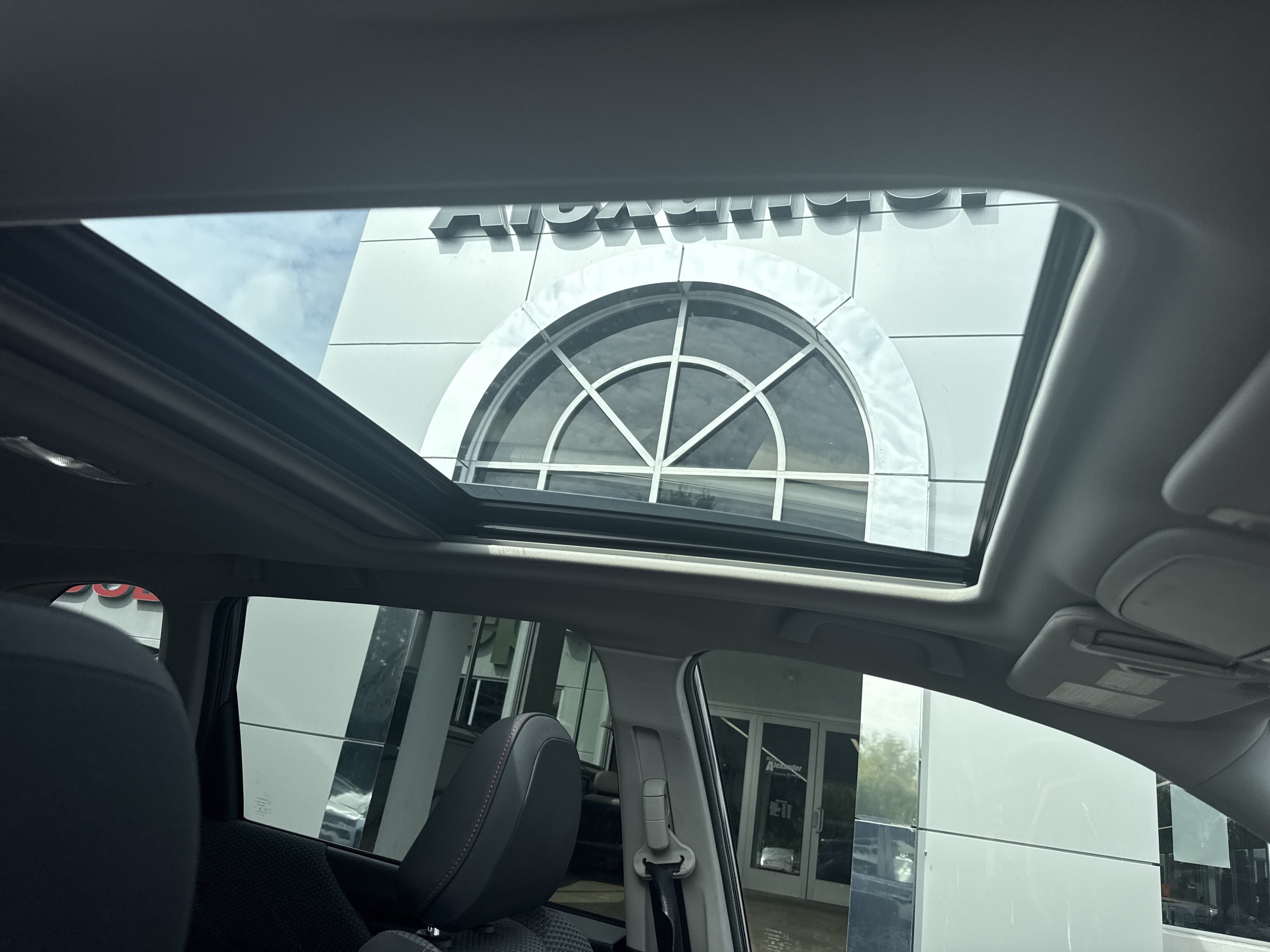 Used 2019 Subaru Forester Sport AWD/4WD image 3