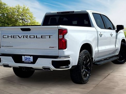 Used 2021 Chevrolet Silverado 1500 RST w/ True North Edition Plus AWD/4WD image 2
