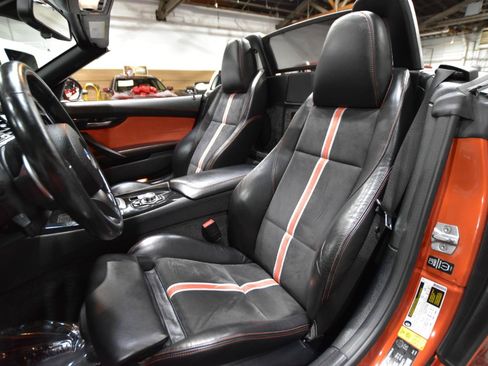 Used 2015 BMW Z4 sDrive35is RWD image 39