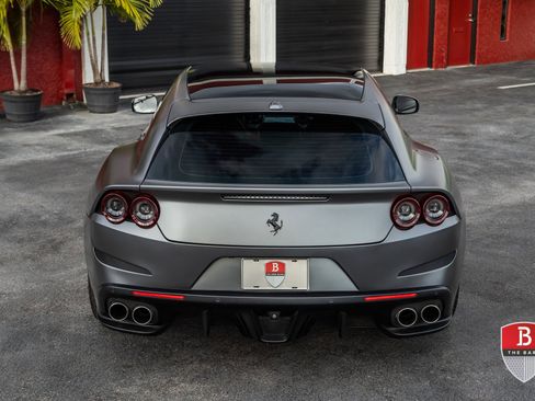 Used 2018 Ferrari GTC4Lusso T image 20