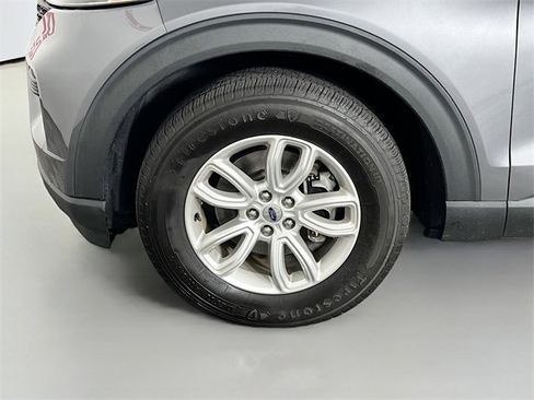 Used 2021 Ford Explorer Base image 25