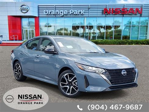 New 2025 Nissan Sentra SR w/ Trunk Package image 1