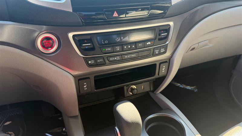 Used 2017 Honda Ridgeline RTL-T image 36