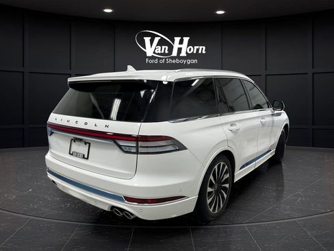 Used 2022 Lincoln Aviator Black Label Grand Touring w/ Class IV Trailer Tow Package AWD/4WD image 3