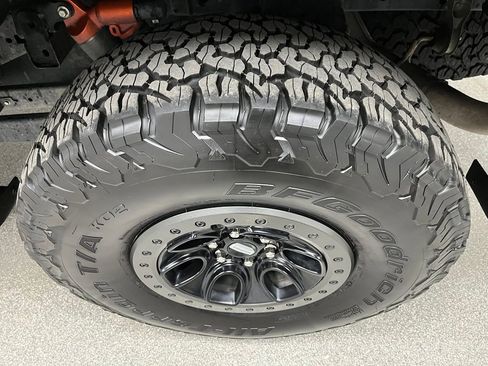 Used 2023 Ford F150 Raptor AWD/4WD image 14