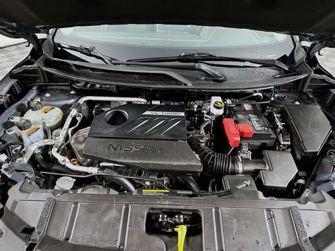 Used 2025 Nissan Rogue SV image 33