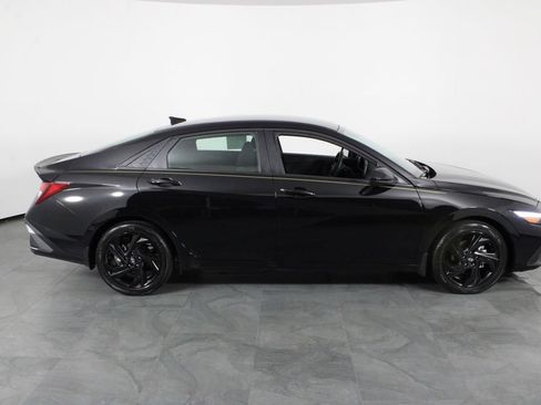 Certified 2026 Hyundai Elantra Sport FWD image 12