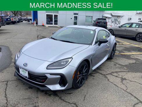 Used 2025 Subaru BRZ tS image 3