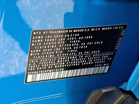 Certified 2023 Volkswagen Taos SE w/ Panoramic Sunroof Package AWD/4WD image 33
