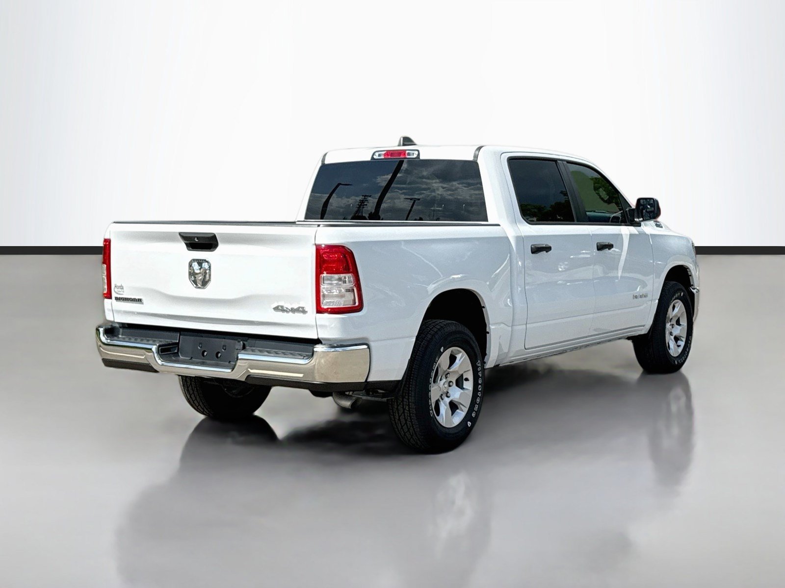 Used 2023 RAM 1500 Big Horn AWD/4WD image 7