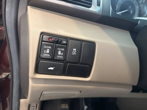 Used 2012 Honda Odyssey EX-L image 31