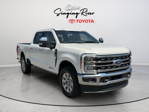 Used 2023 Ford F250 Lariat w/ Lariat Ultimate Package AWD/4WD image 1
