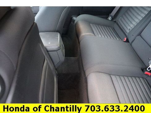 Used 2014 Dodge Challenger R/T w/ Sound Group II image 23