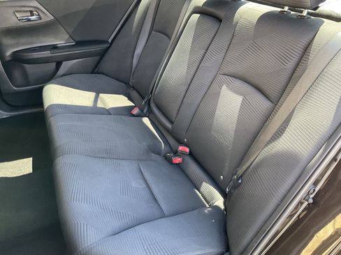 Used 2017 Honda Accord LX image 33
