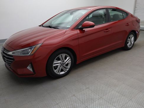 Used 2020 Hyundai Elantra SEL FWD image 2