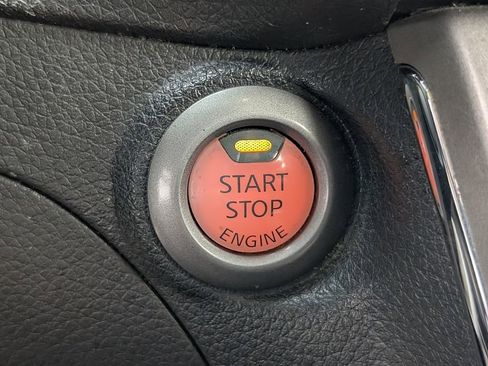 Used 2015 Nissan Sentra SV image 8