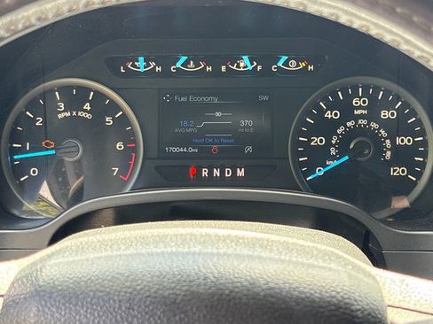 Used 2018 Ford F150 XLT w/ Equipment Group 302A Luxury AWD/4WD image 22