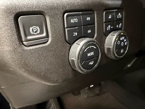 Certified 2024 Chevrolet Silverado 2500 High Country AWD/4WD image 30