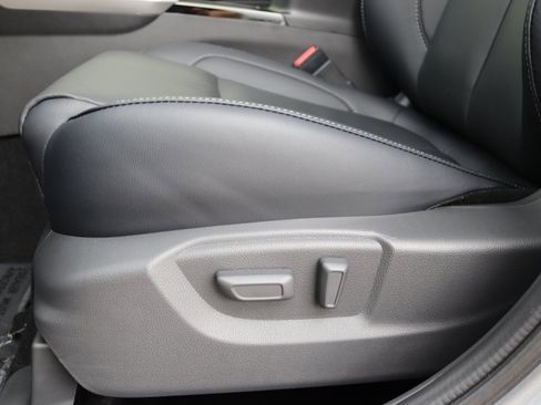 New 2026 Mitsubishi Eclipse Cross SEL image 7