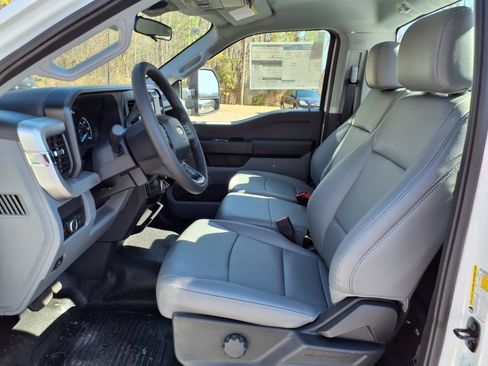 New 2025 Ford F250 XL image 11