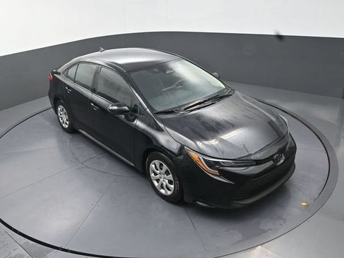 Used 2024 Toyota Corolla LE FWD image 23