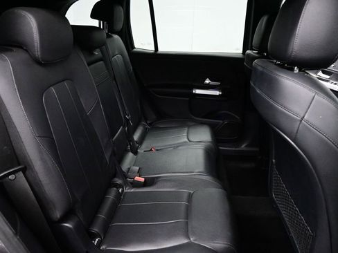 Used 2021 Mercedes-Benz GLB 250 image 24