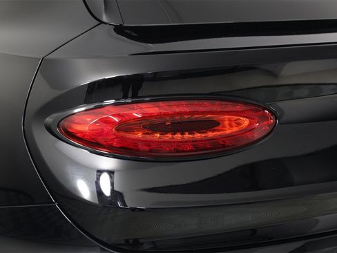 New 2025 Bentley Bentayga image 14