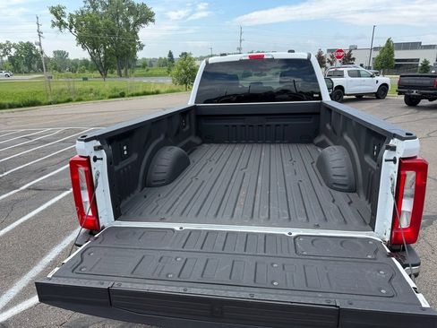 Used 2025 Ford F350 XLT w/ FX4 Off-Road Package AWD/4WD image 23