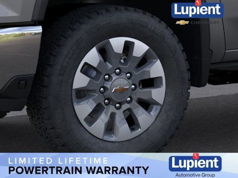 New 2026 Chevrolet Silverado 3500 LT image 10