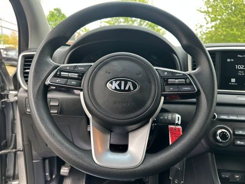 Used 2020 Kia Sportage LX AWD/4WD image 7