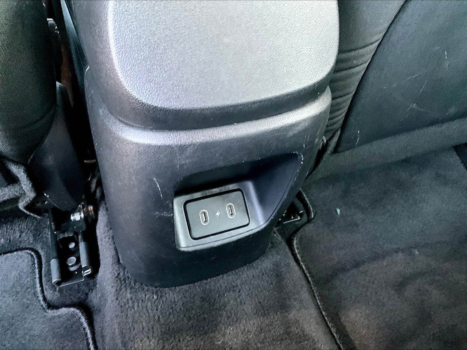 Used 2024 Hyundai Elantra SE FWD image 10