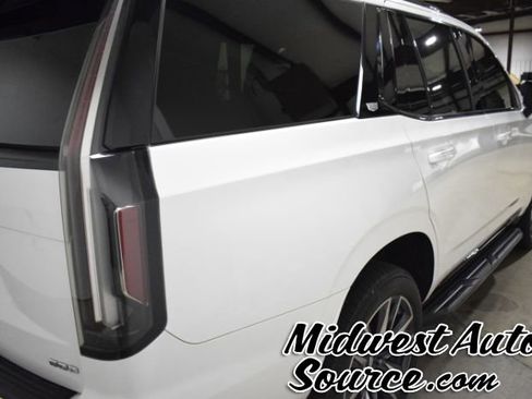 Used 2022 Cadillac Escalade Sport AWD/4WD image 5