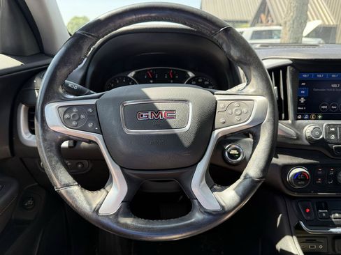 Used 2020 GMC Terrain SLT w/ Preferred Package FWD image 7