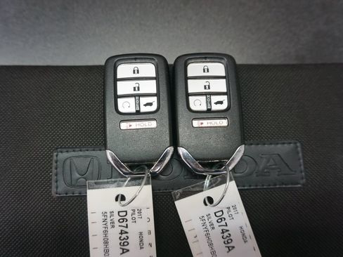 Used 2017 Honda Pilot Elite image 20