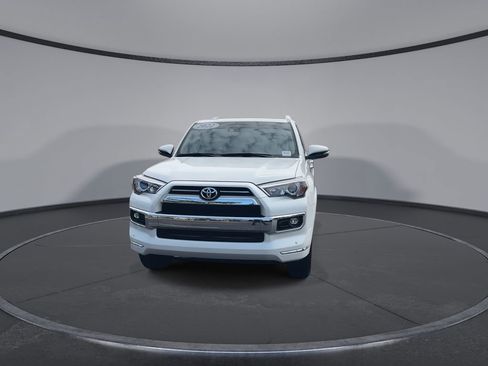 Used 2022 Toyota 4Runner Limited AWD/4WD image 3