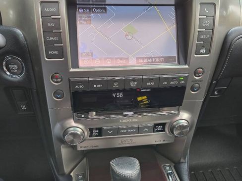 Used 2017 Lexus GX 460 Luxury w/ Preferred Accessory Package AWD/4WD image 35