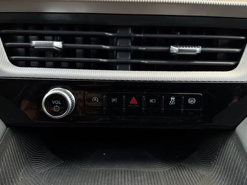 Used 2026 Ford Explorer Active RWD image 29