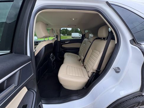 Used 2023 Ford Edge SEL AWD/4WD image 22