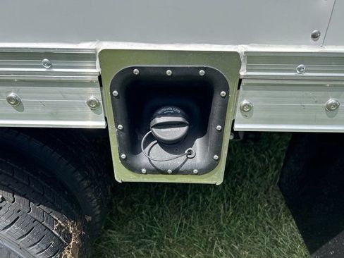 New 2025 Ford E-450 and Econoline 450 Super Duty w/ Power Equipment Group RWD image 11