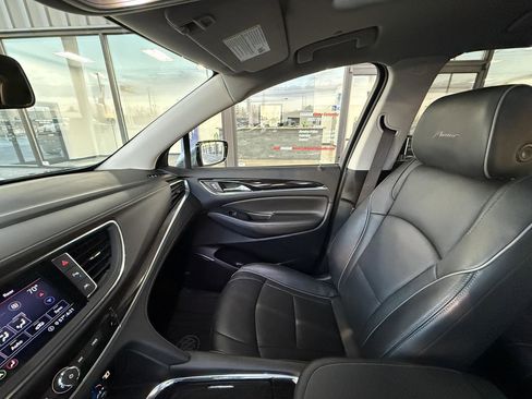 Used 2021 Buick Enclave Avenir w/ Avenir Technology Package image 30