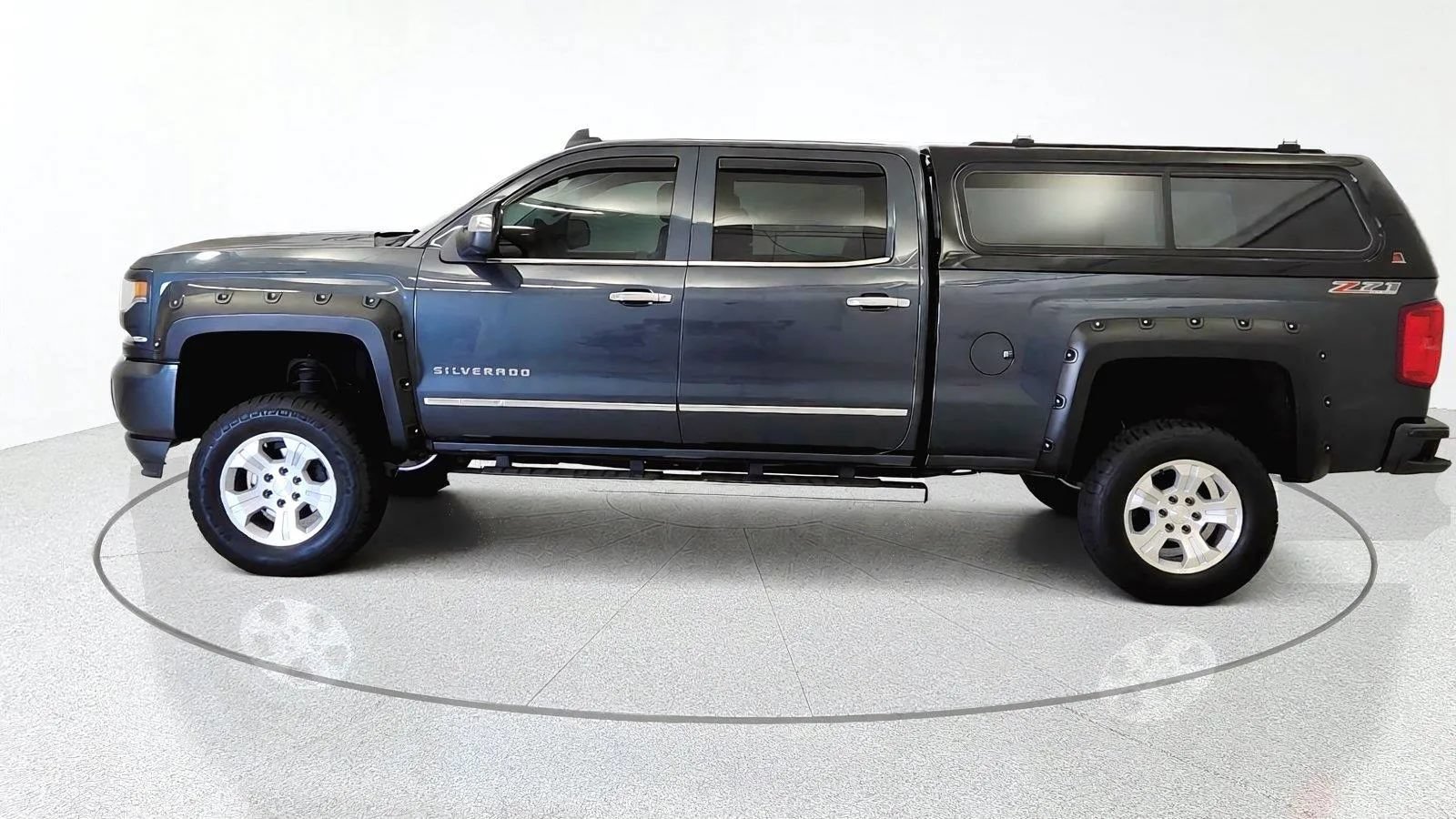Used 2017 Chevrolet Silverado 1500 LTZ Z71 AWD/4WD image 5