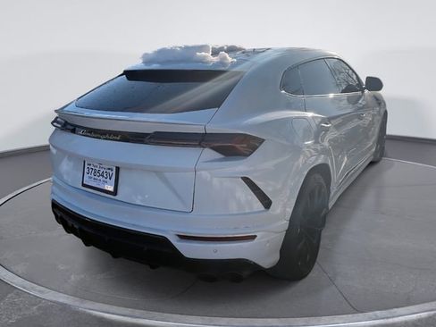 Used 2022 Lamborghini Urus image 4
