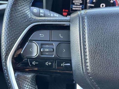 Used 2024 Toyota Tundra Platinum AWD/4WD image 29